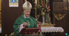 Biskup warszawsko-praski Romuald Kamiński, Salve TV